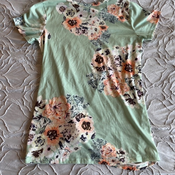 NWOT Amazon Bands Twist Knot Tunic Top - Picture 4 of 4